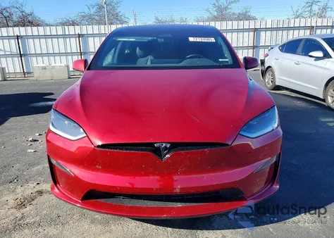 2023 Tesla Model X z USA, uszkodzony, nr VIN 7SAXCBE6XPF409328